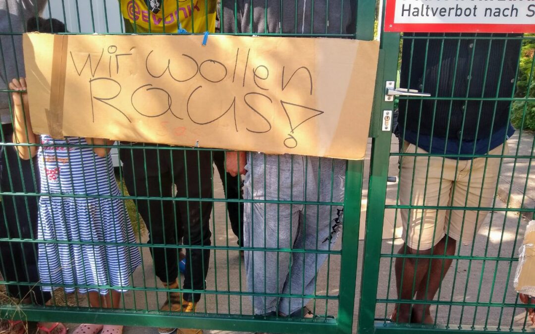 Pressemitteilung: Proteste gegen drohende Ketten-Quarantäne in Sammelunterkunft in Stahnsdorf